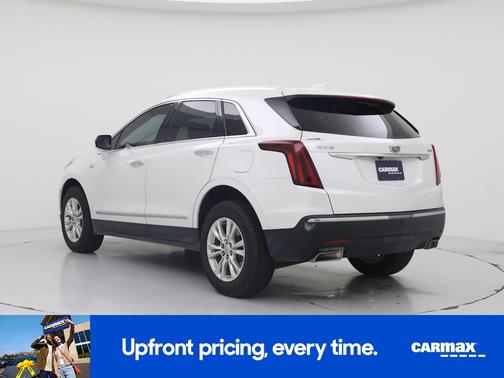 White 2021 Cadillac XT5 Luxury