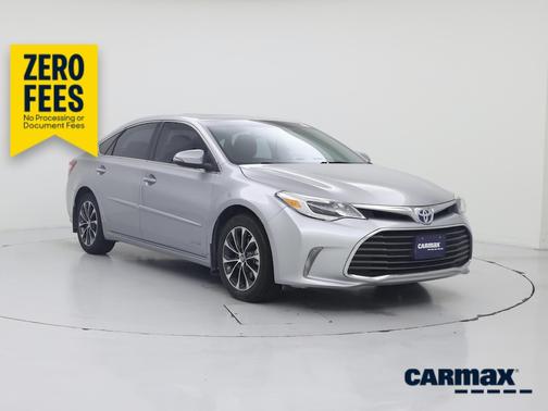 Silver 2016 Toyota Avalon Hybrid XLE Premium