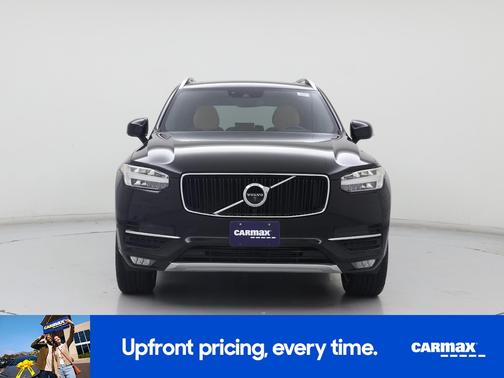 2017 Volvo XC90 T6 Momentum