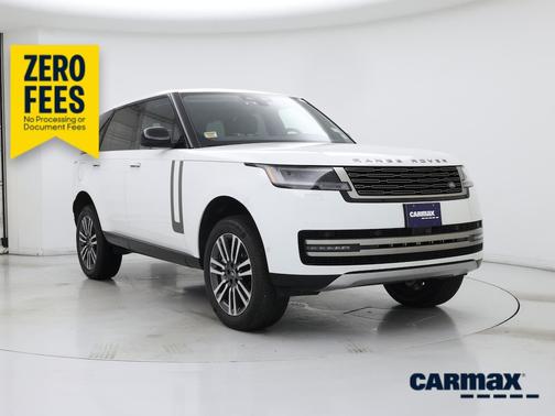 White 2025 Land Rover Range Rover SE