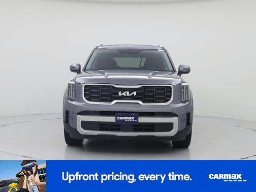 Silver 2025 Kia Telluride S