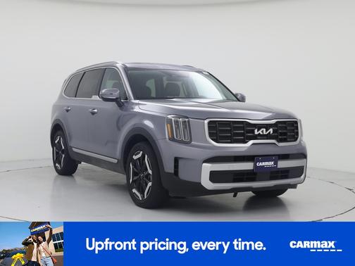 Silver 2025 Kia Telluride S