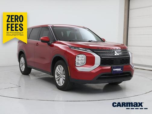 Red 2023 Mitsubishi Outlander ES