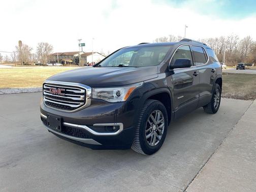 2017 GMC Acadia SLT-1