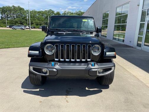 Black Clearcoat 2023 Jeep Wrangler 4xe Sahara