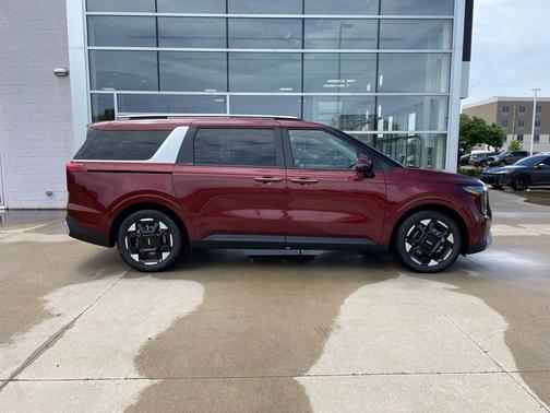 Flare Red 2026 Kia Carnival EX