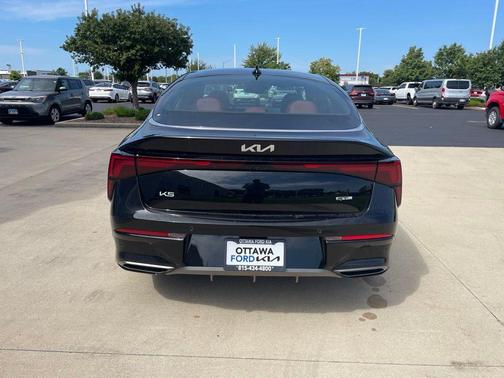 Aurora Black Pearl 2026 Kia K5 GT-Line AWD