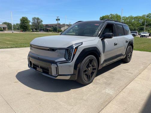 Wolf Gray/Ebony Black Roof 2026 Kia EV9 GT-Line