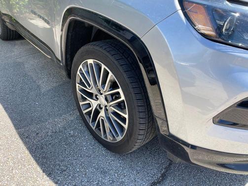 Billet Silver Metallic Clearcoat 2022 Jeep Compass Limited