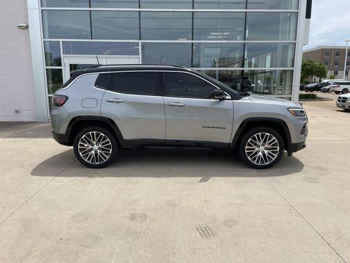 Billet Silver Metallic Clearcoat 2022 Jeep Compass Limited