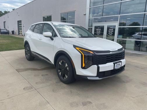 Snow White Pearl 2027 Kia Sportage Hybrid LX