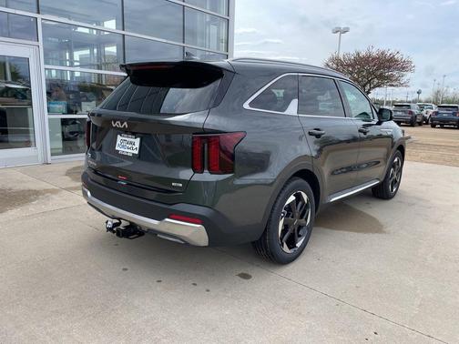 Interstellar Gray 2026 Kia Sorento Hybrid EX