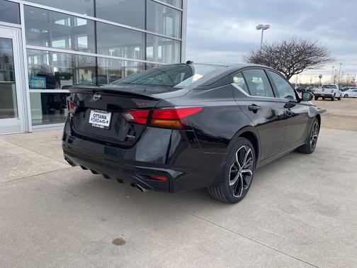 2025 Nissan Altima SR AWD