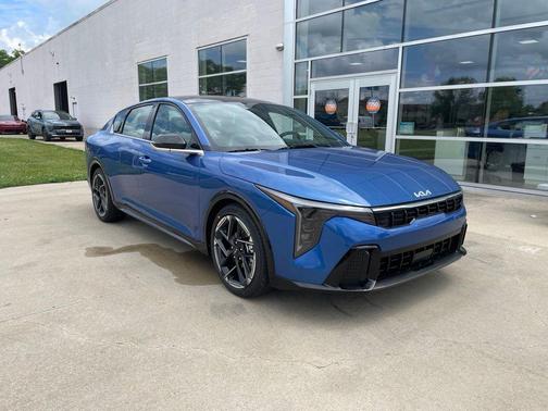Wave Blue 2026 Kia K4 GT-Line