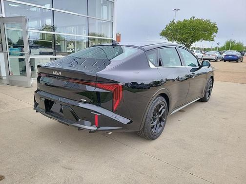 Aurora Black Pearl 2026 Kia K4 GT-Line Turbo