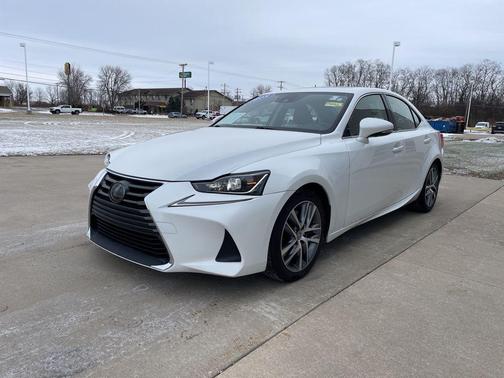 2018 Lexus IS 300 Base
