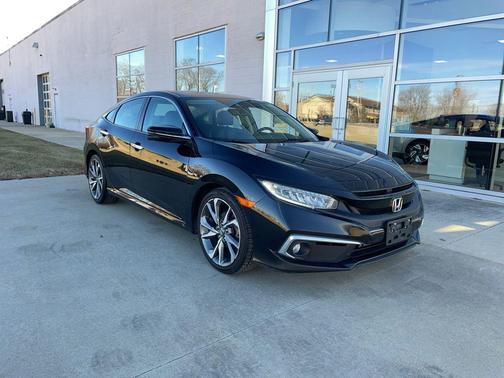 2019 Honda Civic Touring