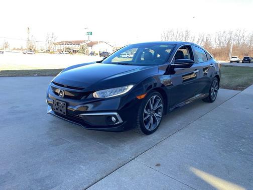 2019 Honda Civic Touring