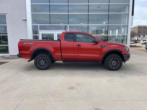 Hot Pepper Red Metallic Tinted Clearcoat 2023 Ford Ranger XLT