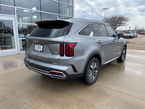 2022 Kia Sorento Hybrid EX