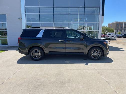 Panthera Metal 2026 Kia Carnival Hybrid EX