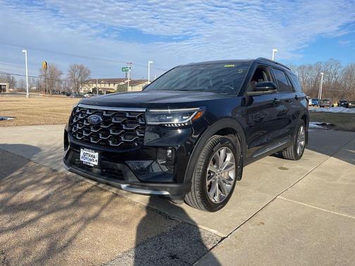 2025 Ford Explorer Platinum