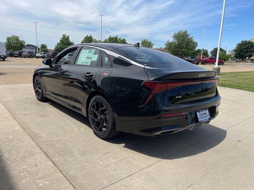 Aurora Black Pearl 2026 Kia K5 GT-Line AWD