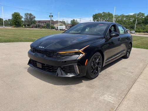 Aurora Black Pearl 2026 Kia K5 GT-Line AWD