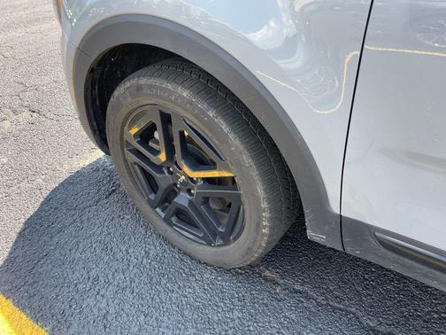 Wolf Gray 2024 Kia Telluride EX X-Line