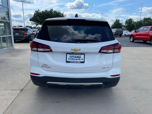 Summit White 2024 Chevrolet Equinox 1LT