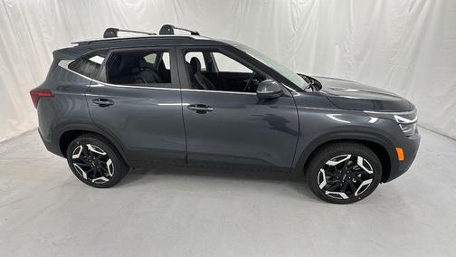 Gravity Gray 2026 Kia Seltos SX