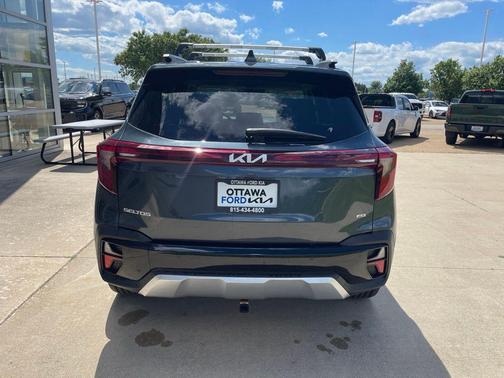 Gravity Gray 2026 Kia Seltos SX