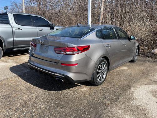 2019 Kia Optima EX