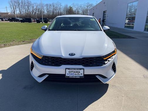 Glacial White Pearl 2021 Kia K5 LXS