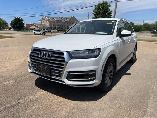 Carrara White 2019 Audi Q7 55 Premium Plus