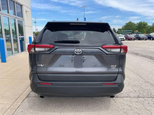 Magnetic Gray Metallic 2024 Toyota RAV4 XLE