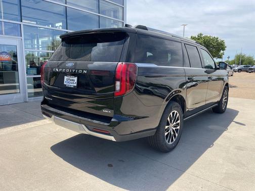 Black Metallic 2025 Ford Expedition Max Platinum