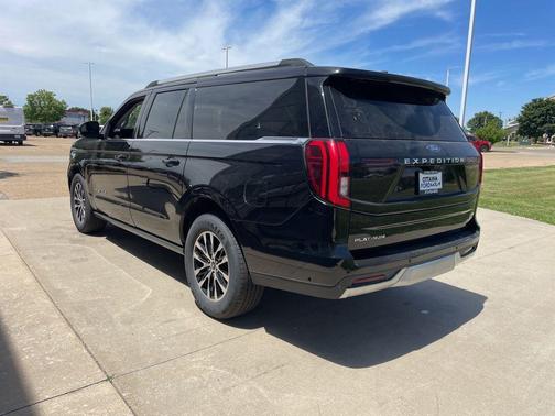 Black Metallic 2025 Ford Expedition Max Platinum