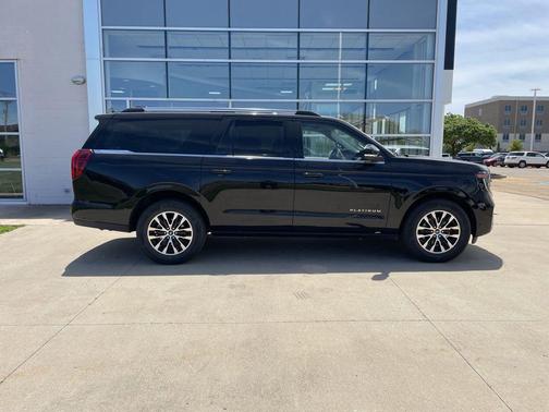 Black Metallic 2025 Ford Expedition Max Platinum