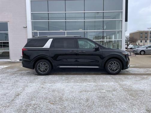 2026 Kia Carnival SX