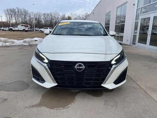 2024 Nissan Altima 2.5 SL