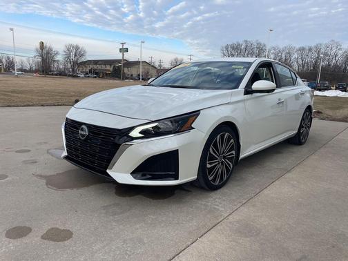 2024 Nissan Altima 2.5 SL