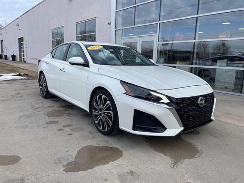 2024 Nissan Altima 2.5 SL