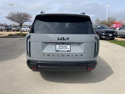 C7s 2027 Kia Telluride X-Line SX-Prestige