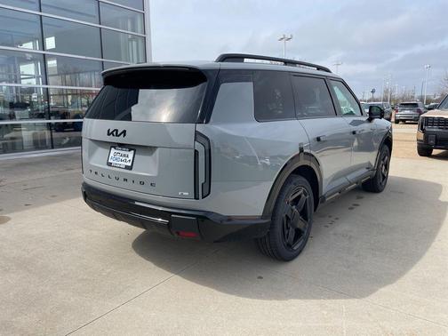 C7s 2027 Kia Telluride X-Line SX-Prestige