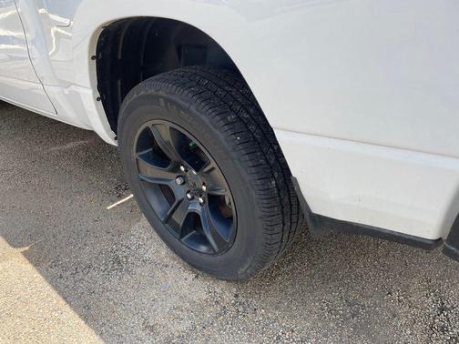 Bright White Clearcoat 2021 RAM 1500 Big Horn/Lone Star