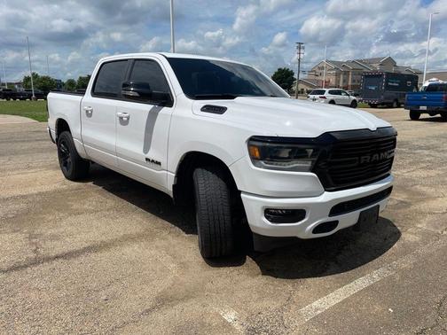 Bright White Clearcoat 2021 RAM 1500 Big Horn/Lone Star
