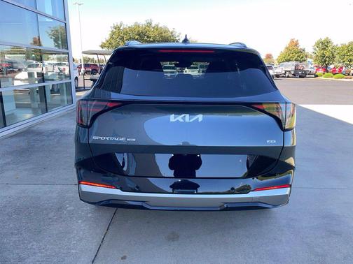 Gravity Gray 2027 Kia Sportage Hybrid SX-Prestige