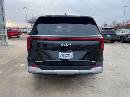 2026 Kia Carnival Hybrid LXS