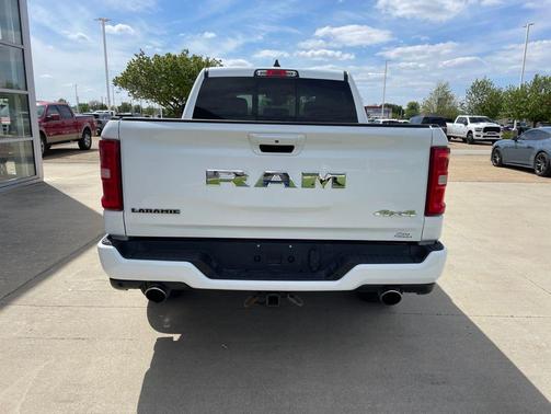 Bright White Clearcoat 2025 RAM 1500 Laramie